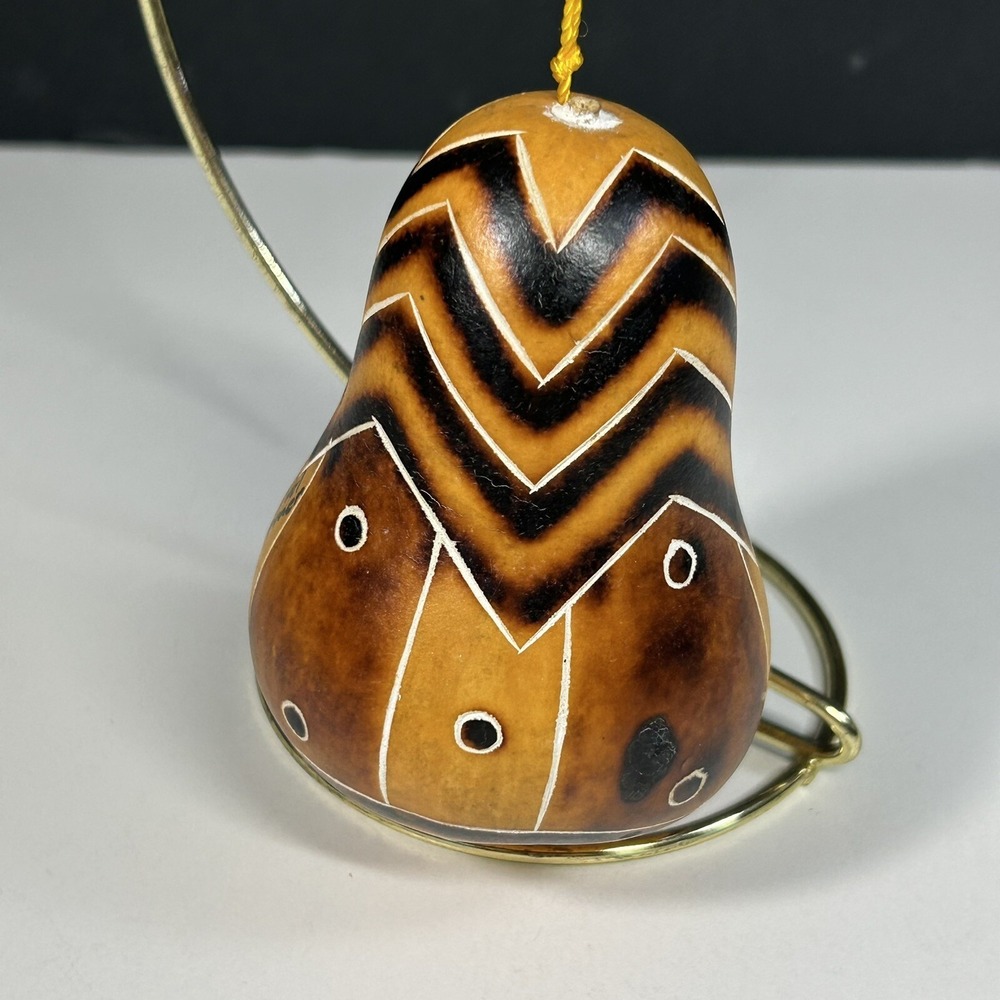 Vintage Carved Painted Gourd Nativity Scene Folk Art Christmas Ornament Ecuador - Picture 6 of 9